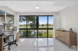 1731 Presidential Way, West Palm Beach, FL 33401 - Photo 35