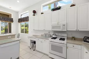 10910 Grande Blvd W, West Palm Beach, FL 33412 - Photo 9