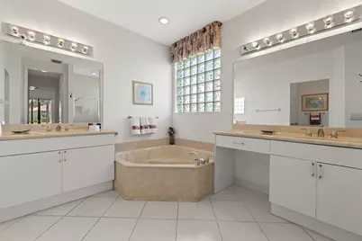 10910 Grande Boulevard W, West Palm Beach, FL 33412 - Photo 15