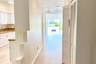 9189 Boca Gardens Cir S, Boca Raton, FL 33496 - Photo 7