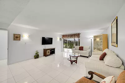 9165 SW 14th Street #1304, Boca Raton, FL 33428 - Photo 11