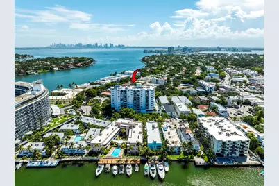 6900 Bay Drive #11i, Miami Beach, FL 33141 - Photo 1