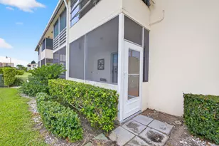 221 Coventry J, West Palm Beach, FL 33417 - Photo 5