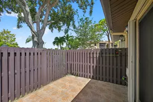 606 Sea Pine Way, Greenacres, FL 33415 - Photo 5