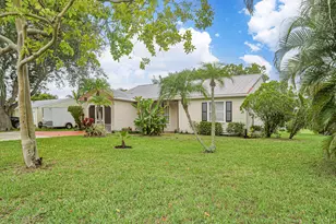 2050 SE West Dunbrooke Cir, Port Saint Lucie, FL 34952 - Photo 3