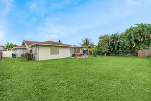 2482 SE Sidonia St, Port Saint Lucie, FL 34952 - Photo 31