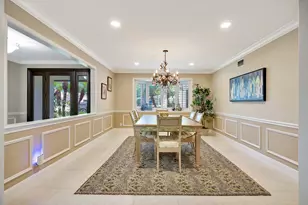 11 Berwick Road NE, Palm Beach Gardens, FL 33418 - Photo 7
