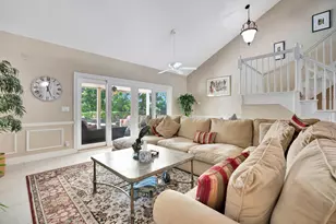 11 Berwick Road NE, Palm Beach Gardens, FL 33418 - Photo 9