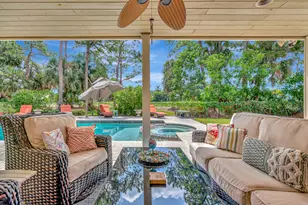 11 Berwick Road NE, Palm Beach Gardens, FL 33418 - Photo 23