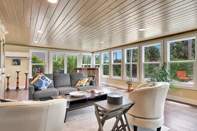 11 Berwick Road NE, Palm Beach Gardens, FL 33418 - Photo 19