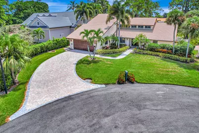 11 Berwick Road NE, Palm Beach Gardens, FL 33418 - Photo 69