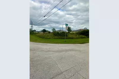 689 SW Fair Avenue, Port Saint Lucie, FL 34953 - Photo 3