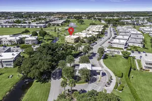 480 Flanders J, Delray Beach, FL 33484 - Photo 3