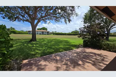 5622 Royal Lake Circle, Boynton Beach, FL 33437 - Photo 9