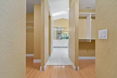 10860 Fairmont Village Drive, Lake Worth, FL 33449 - Photo 21