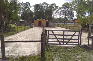 13660 Orange Grove Blvd, The Acreage, FL 33411 - Photo 7