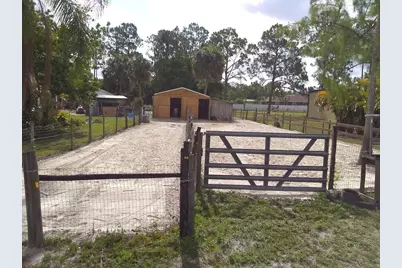 13660 Orange Grove Boulevard, The Acreage, FL 33411 - Photo 7