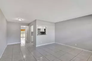 27 Camden B, West Palm Beach, FL 33417 - Photo 7