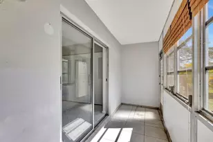 27 Camden B, West Palm Beach, FL 33417 - Photo 15