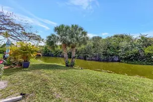 27 Camden B, West Palm Beach, FL 33417 - Photo 19