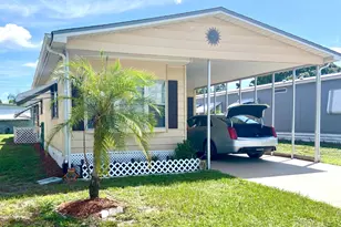 19 Camino Del Rio, Port Saint Lucie, FL 34952 - Photo 3