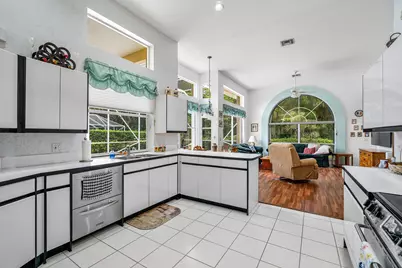 9043 Cypress Hollow Drive, Palm Beach Gardens, FL 33418 - Photo 13