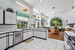 9043 Cypress Hollow Dr, Palm Beach Gardens, FL 33418 - Photo 13