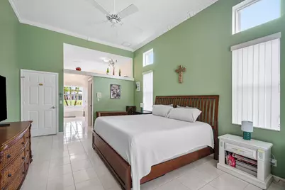 9043 Cypress Hollow Drive, Palm Beach Gardens, FL 33418 - Photo 15