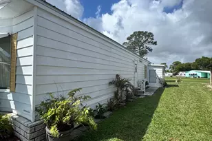 12 Ecuador Ct, Fort Pierce, FL 34951 - Photo 7