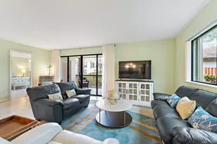 413 Brackenwood Ln S, Palm Beach Gardens, FL 33418 - Photo 7