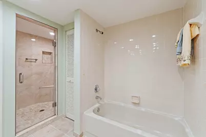 413 Brackenwood Lane S, Palm Beach Gardens, FL 33418 - Photo 25