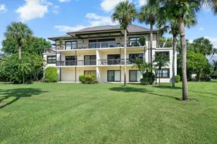 13388 Polo Rd W, Wellington, FL 33414 - Photo 17