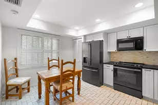 6403 SE Brandywine Ct, Stuart, FL 34997 - Photo 9