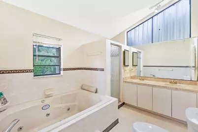 17520 Bridle Court NW, Jupiter, FL 33478 - Photo 29