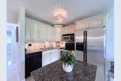 200 Horizons W #111, Boynton Beach, FL 33435 - Photo 7
