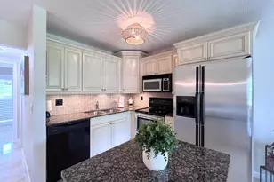 200 Horizons W, Boynton Beach, FL 33435 - Photo 7