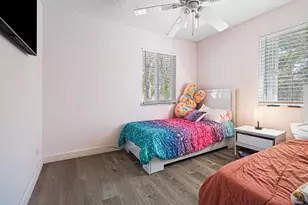 15822 SW 10th St, Hollywood, FL 33027 - Photo 19