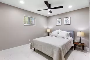 5200 Club Rd, Haverhill, FL 33415 - Photo 23