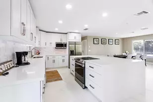 5200 Club Rd, Haverhill, FL 33415 - Photo 3