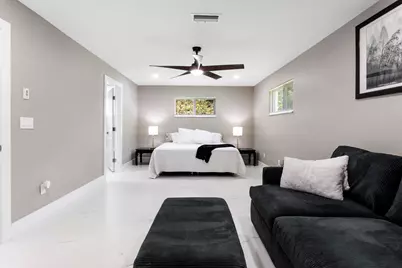 5200 Club Road, Haverhill, FL 33415 - Photo 17