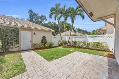 8058 Murano Circle, Palm Beach Gardens, FL 33418 - Photo 33