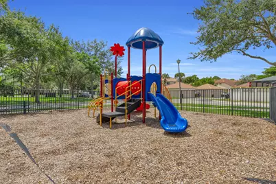 8058 Murano Circle, Palm Beach Gardens, FL 33418 - Photo 37