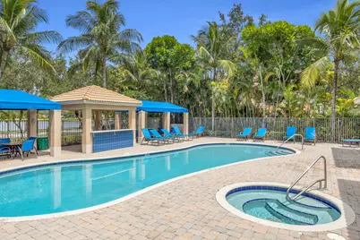 8058 Murano Circle, Palm Beach Gardens, FL 33418 - Photo 39