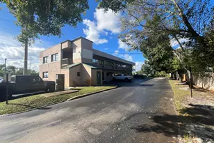 725 SE Port St Lucie Blvd, Port Saint Lucie, FL 34984 - Photo 1