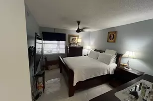 897 Flanders S, Delray Beach, FL 33484 - Photo 7