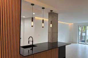 250 NE 3rd Ave, Delray Beach, FL 33444 - Photo 5