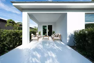 12 Los Gatos Ln, Port Saint Lucie, FL 34952 - Photo 17