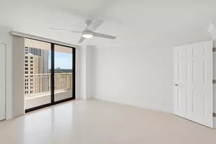 3000 N Ocean Dr, Singer Island, FL 33404 - Photo 15