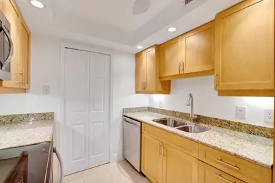 3000 N Ocean Drive #22 G, Singer Island, FL 33404 - Photo 11