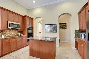 8123 Woodslanding Trail, West Palm Beach, FL 33411 - Photo 13